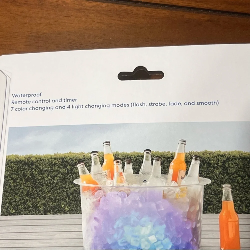SIMPLY ESSENTIAL LED Waterproof Remote Controlled Party Light